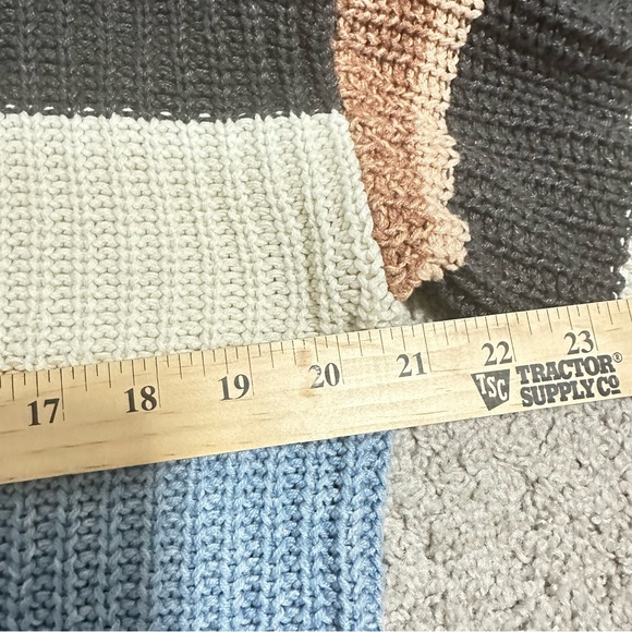 American Eagle Sweater Women’s XS Multicolor Stripe Knit Long Sleeve Pullover - Picture 5 of 6